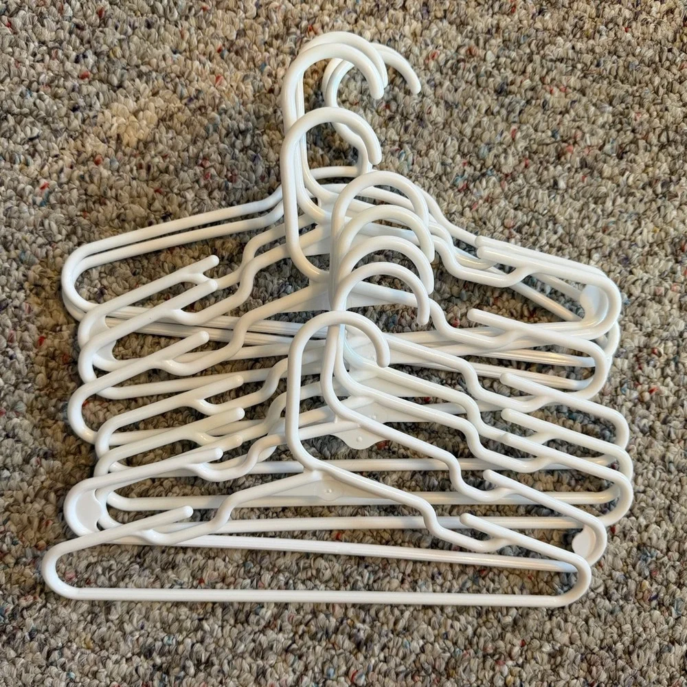 Lot of 10 White Plastic Children’s Clothes Hangers